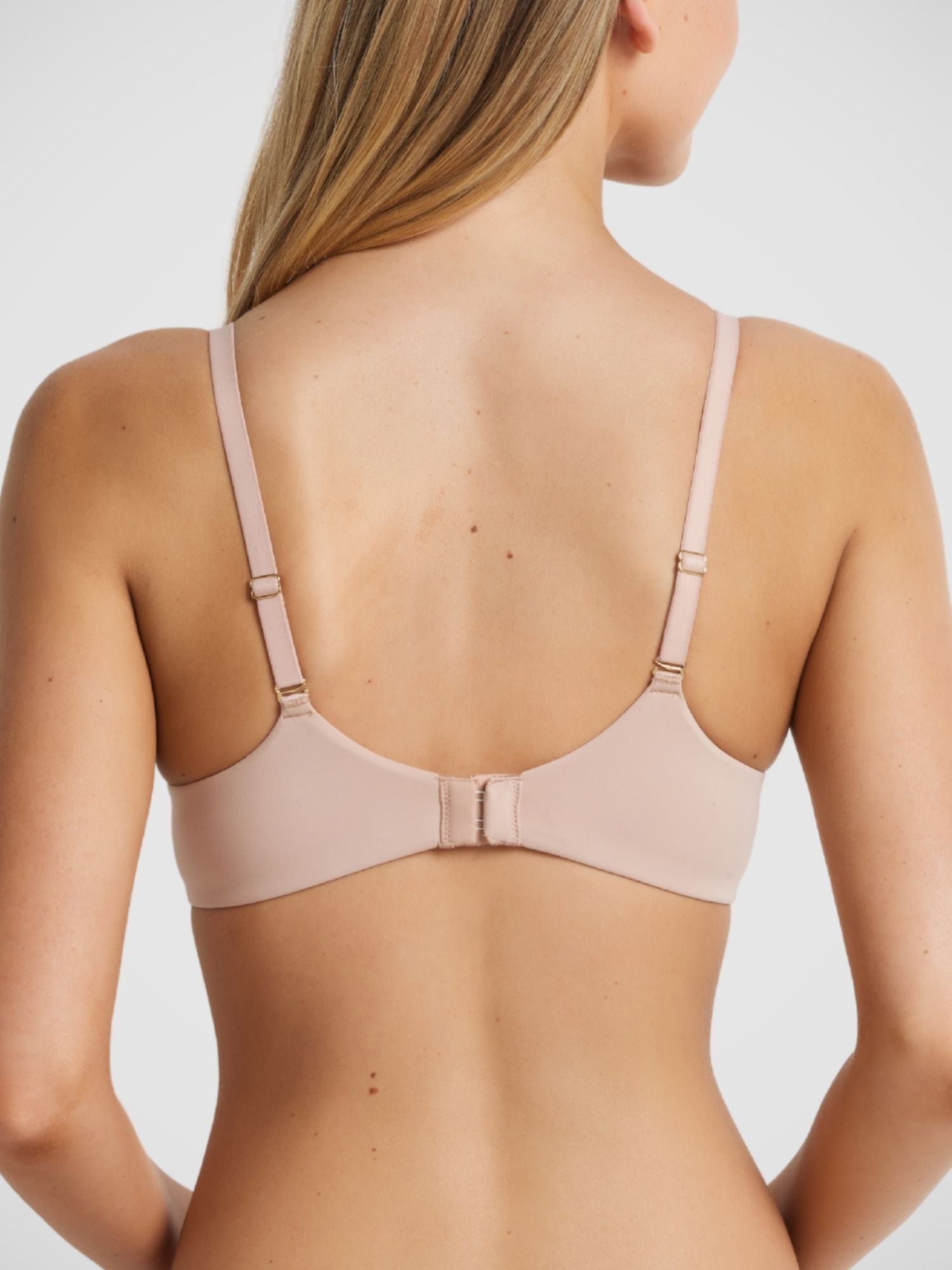 Memory Push Up Bra in Warm Taupe Jacquard, plunge lace push up bra with memory foam cups, model Milla front view