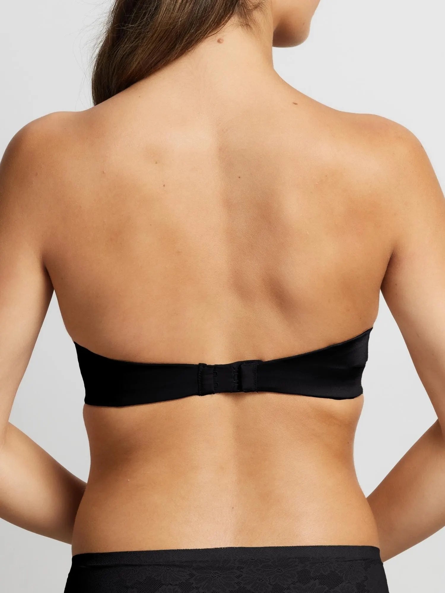 2-pack Refined 6-way Low Cut Strapless Bra in Black & Nude by Fine Lines Lingerie