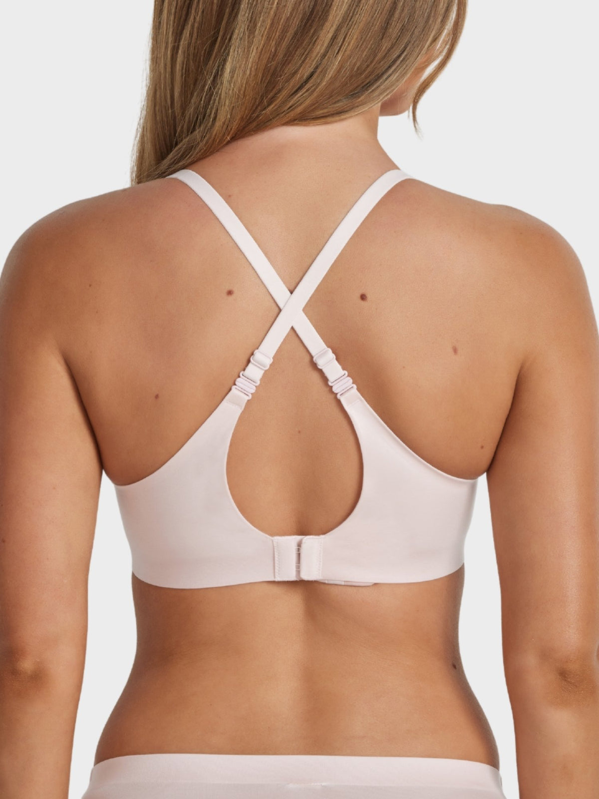 Fine Lines Ultrasoft T-Shirt Bra in Powder with convertible criss-cross straps