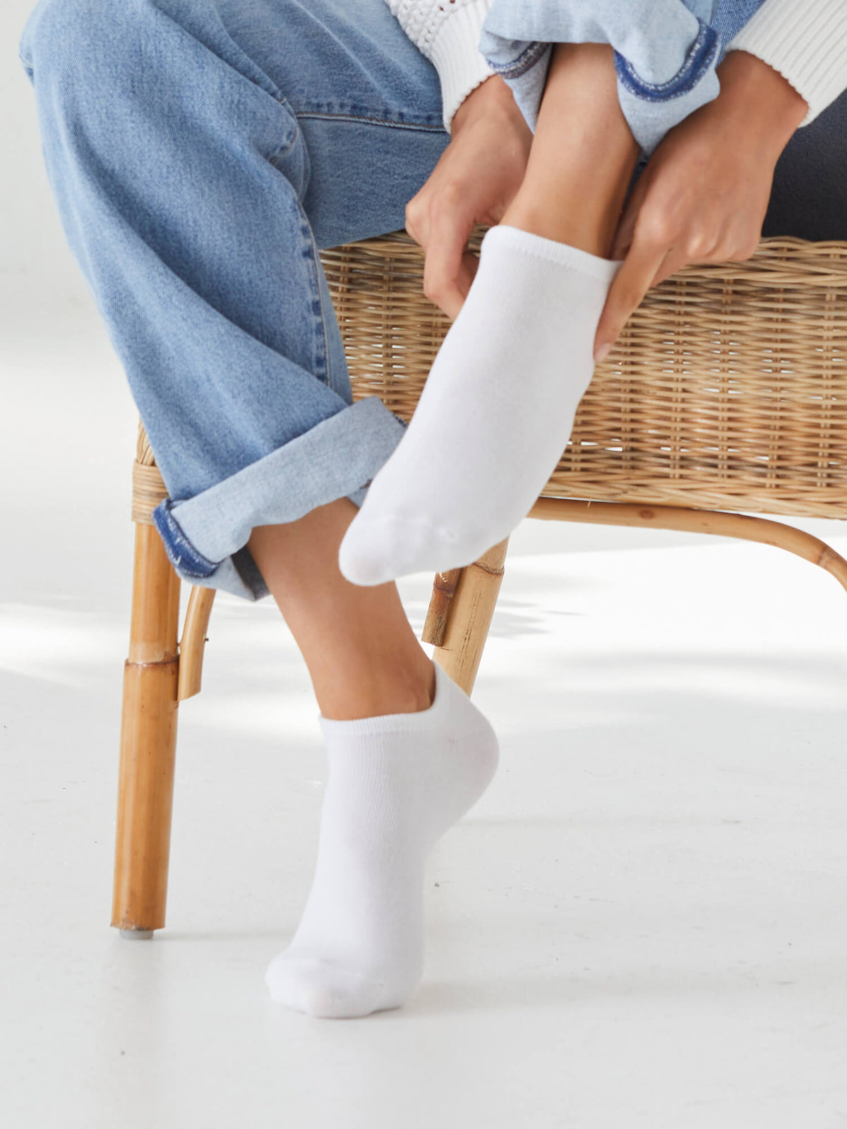 Ladies Low Cut Socks in White